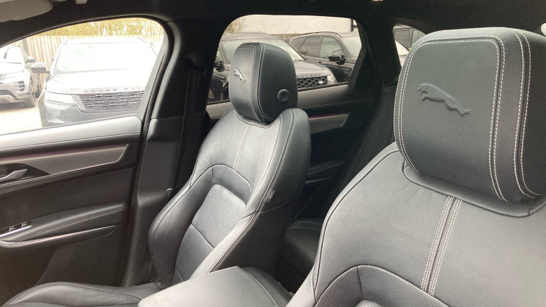 Jaguar F-Pace 2.0 P400e R-Dynamic SE 5dr Auto AWD Estate